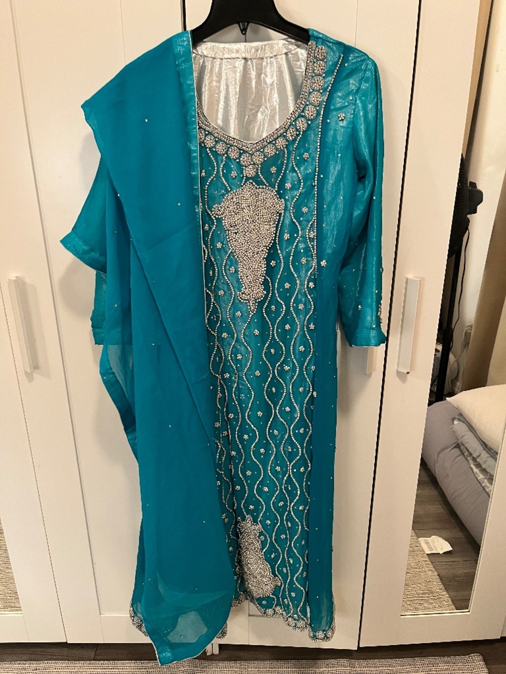 turquoise 3-piece desi dress, pakistani indian dress